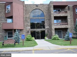 2200 Midland Grove Rd, Saint Paul, MN 55113