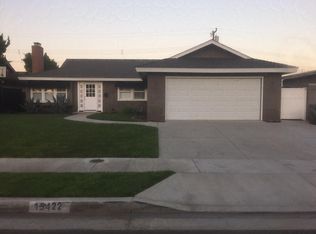 15422 Hanover Ln, Huntington Beach, CA 92647