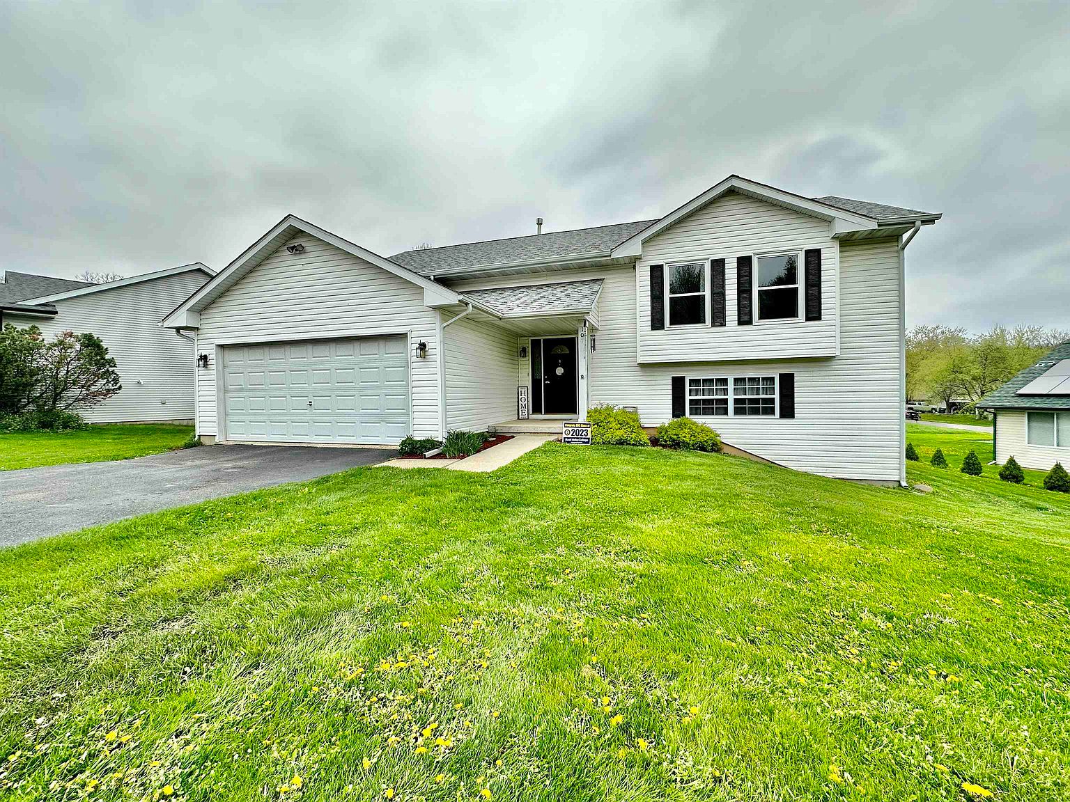 107 Hastings Way SW, Poplar Grove, IL 61065 Zillow