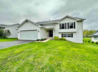 107 Hastings Way SW, Poplar Grove, IL 61065