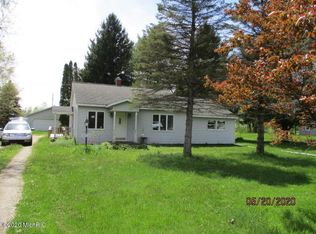 72257 M 43, South Haven, MI 49090