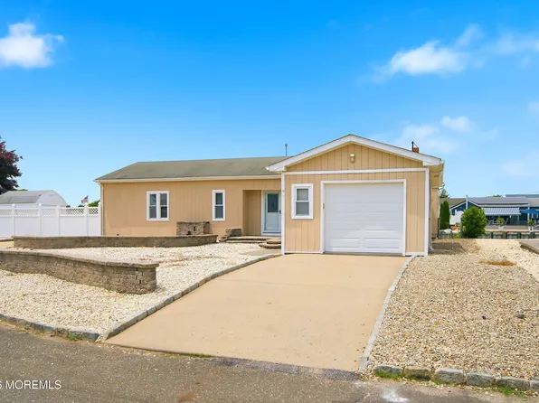 1111 Uranus Court, Forked River, NJ 08731