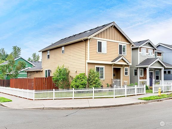 3rd image of 5519 NE 44th Street