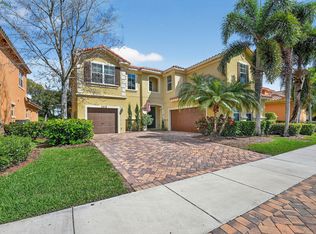 3418 Vanderbilt Dr, Wellington, FL 33414