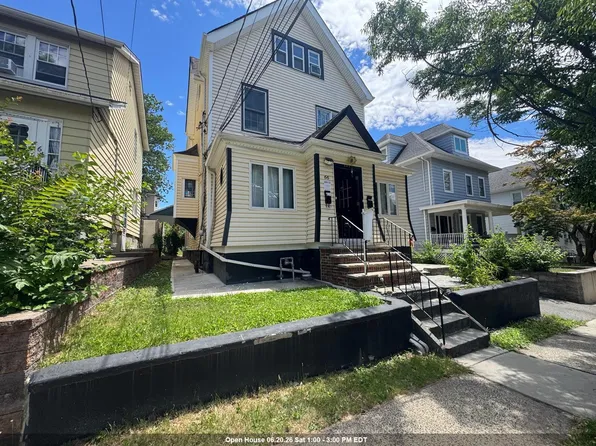 66 Washburn Pl, East Rutherford, NJ 07073