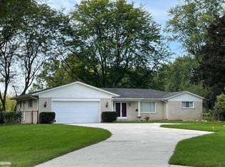 9440 Thirty Mile Rd, Washington, MI 48095