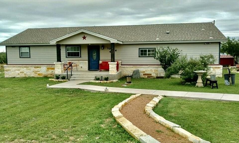 10486 Twin Lakes Ln. 3/2 on 6 Acres in Dove Creek