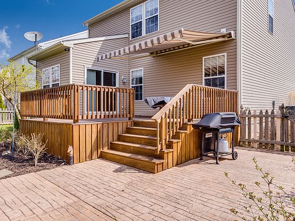 Deck w/sunsetter awning