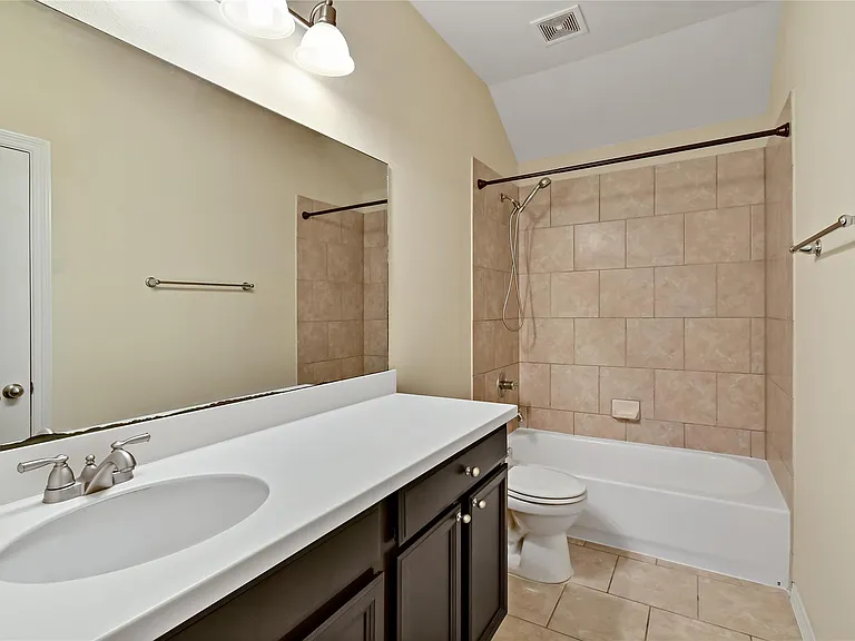 3308 Southern Grove Ln — Photo 28