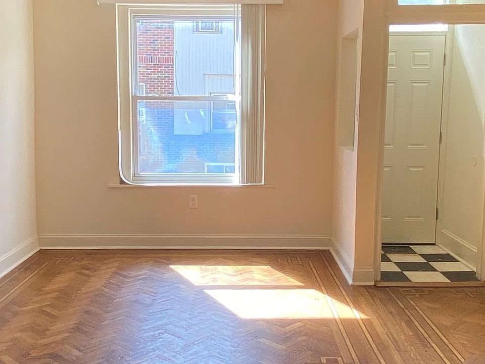 1st image of 2519 S Sheridan St