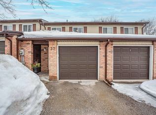 52 Adelaide St #37, Barrie, ON