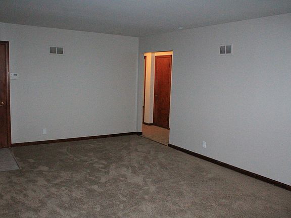 5th image of 10508 Eastern Ave