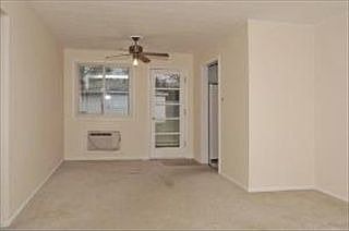 3rd image of 916 E Villa Dr