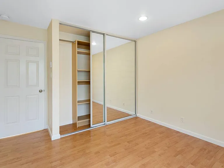 3714 Mission St #3714 — Photo 8