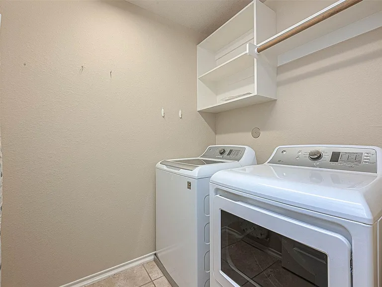24630 Folkstone Cir — Photo 26