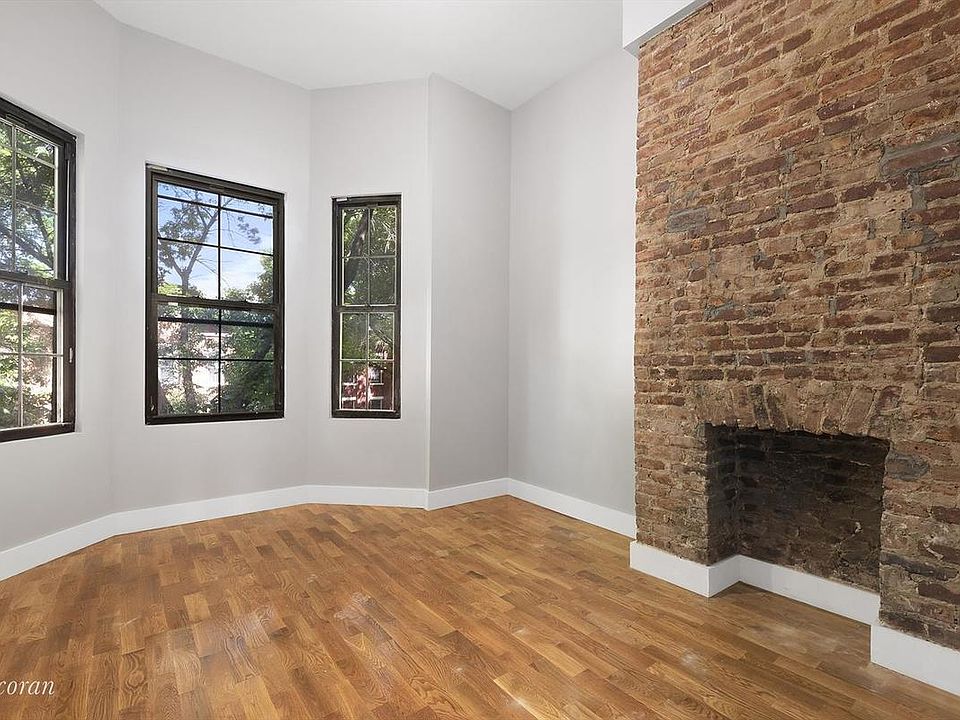 2nd image of 1102 Putnam Ave