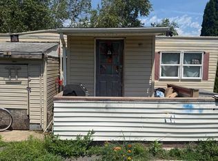 121 Red Maple Ln, Freeland, PA 18224