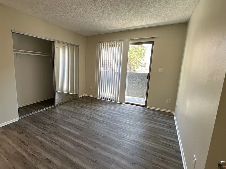 951 S. Oxford Ave. — Photo 27