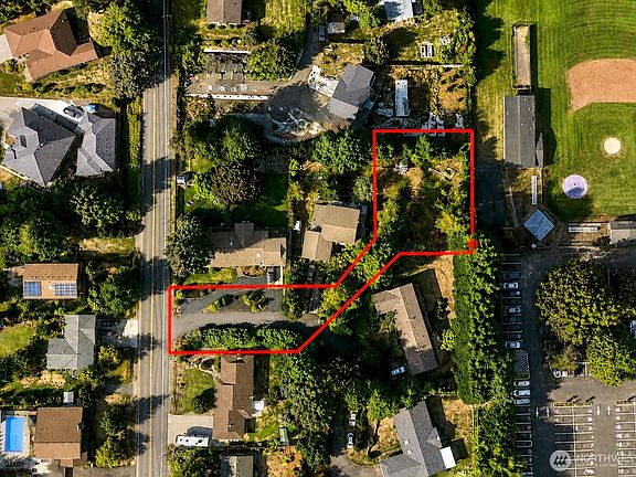 2nd image of 10112 NW 11th Avenue