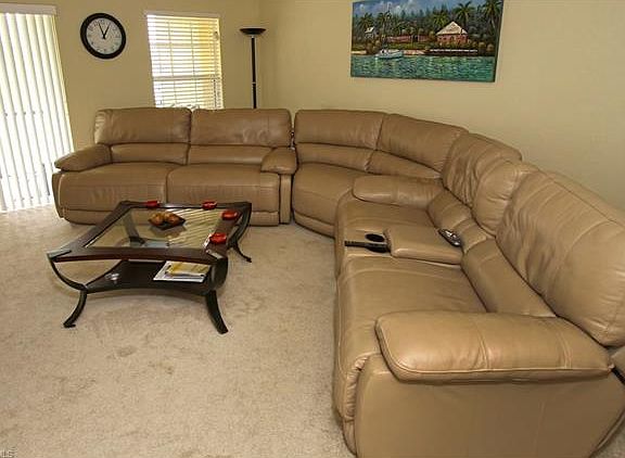 3rd image of 9063 Gervais Cir APT 1204