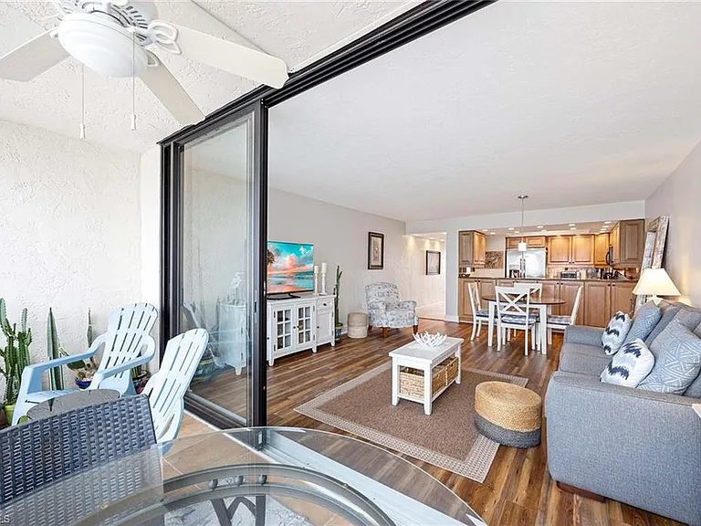 25810 Hickory Blvd #408 — Photo 4
