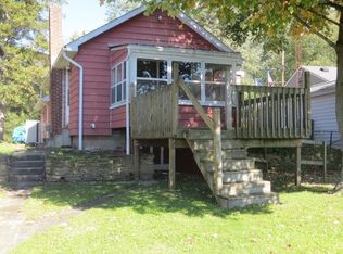 226 Cranberry Lk, Jackson, MI 49201