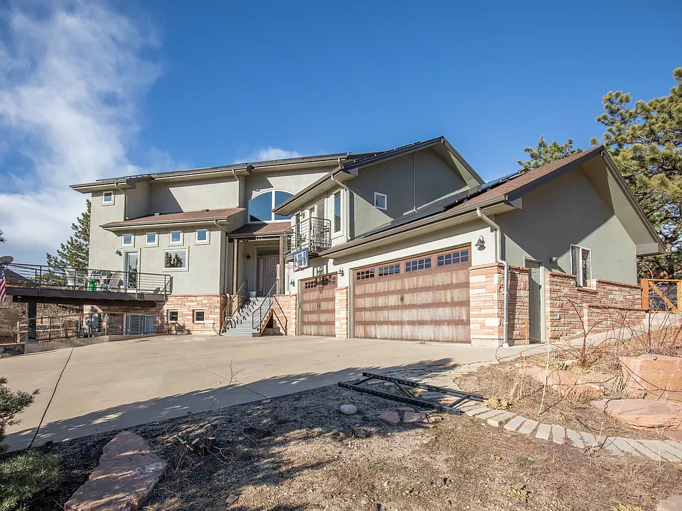 415 Vasquez Ct