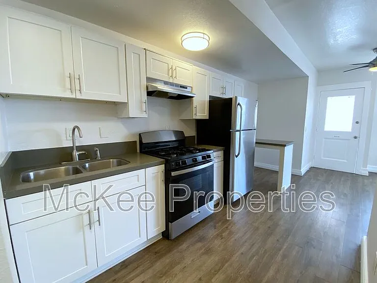 2262 Market St #1 — Photo 4