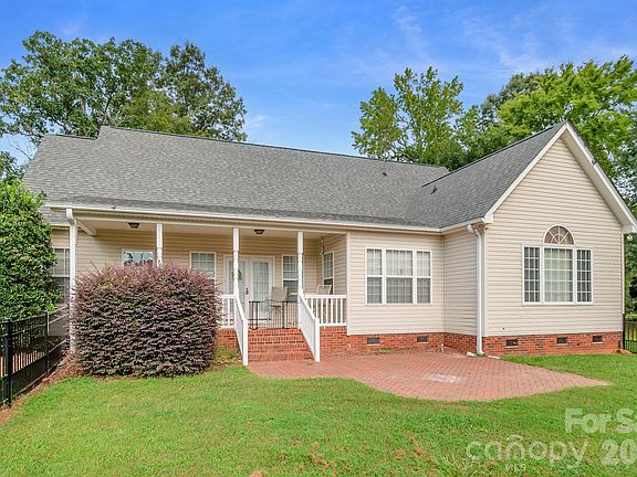 4th image of 3697 Travertine Dr