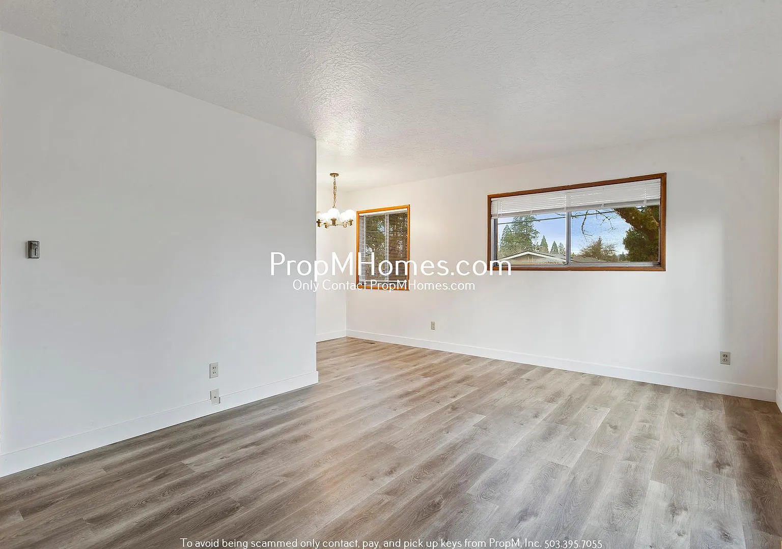 Charming Two Bedroom Duplex in Vose Neighborhood - Corner Lot! — Photo 4