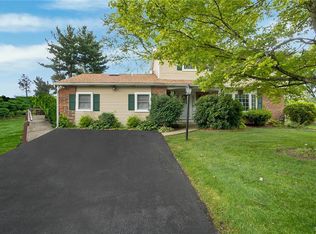 7116 Linden Rd, Macungie, PA 18062