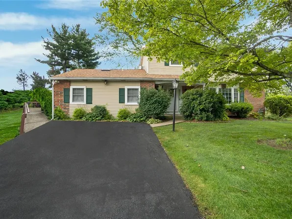 7116 Linden Rd, Macungie, PA 18062