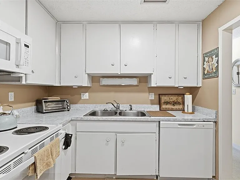 2700 Bayshore Blvd #1307 — Photo 14