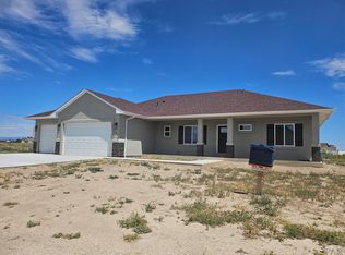 705 E Cabaret Dr, Pueblo West, CO 81007