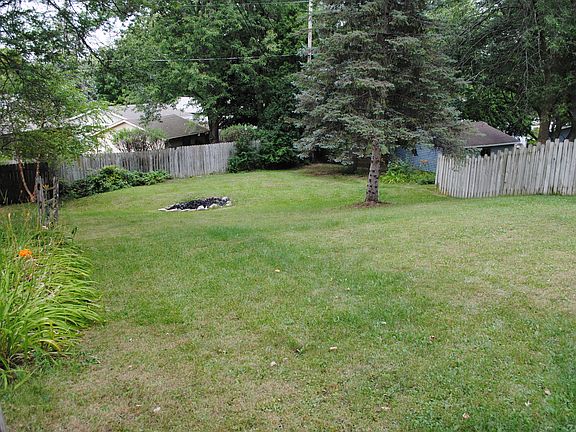 3rd image of W182N8460 Bryn Mawr Ct