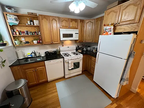 80 Sutherland Rd #3A Photo 1