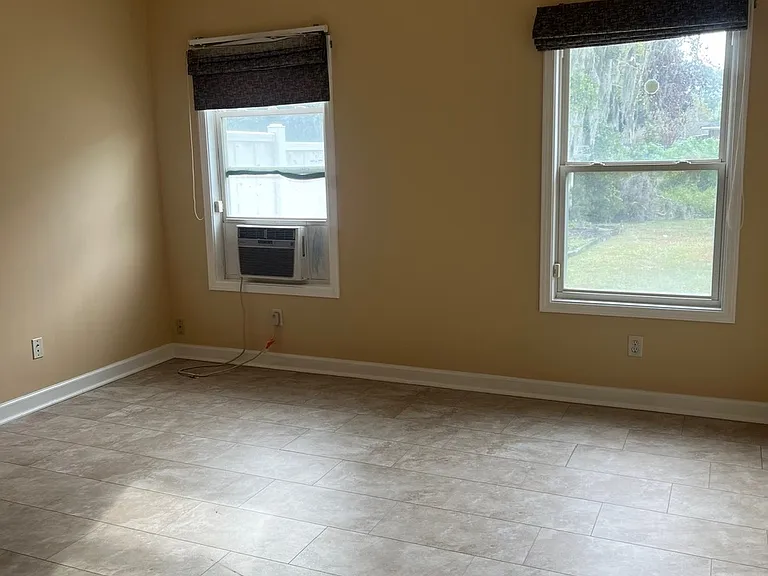 423 Cobblestone Way — Photo 5