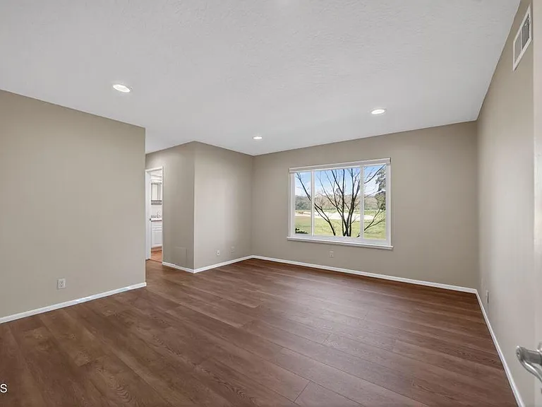 1525 Fairway Dr — Photo 35