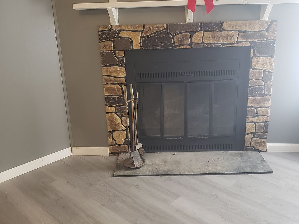 1st image of 74 Northwood Dr
