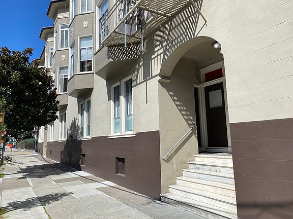 2nd image of 1692 Green St
