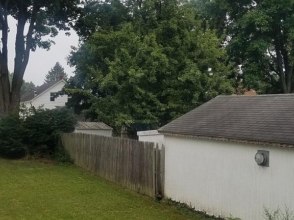 4th image of 243 19th St NW