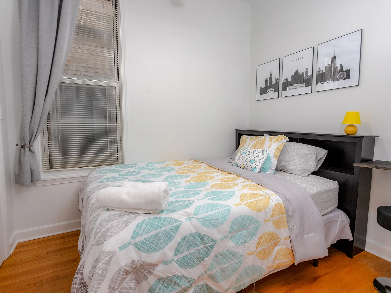 2232 W Homer St — Photo 4