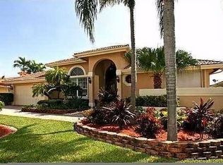16422 NE 34th Ave, North Miami Beach, FL 33160