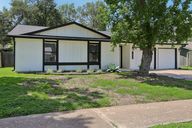 Woodcroft Dr-S1907-005.jpg