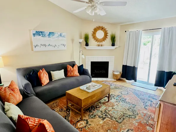 1315 Pinnacle Ln, Charleston, SC 29412