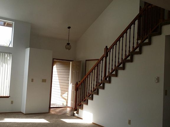3rd image of 8413 71st Avenue Ct SW