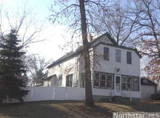 544 2nd Ave NW, Forest Lake, MN 55025