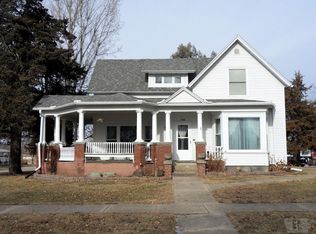 326 E 4th St, Glidden, IA 51443
