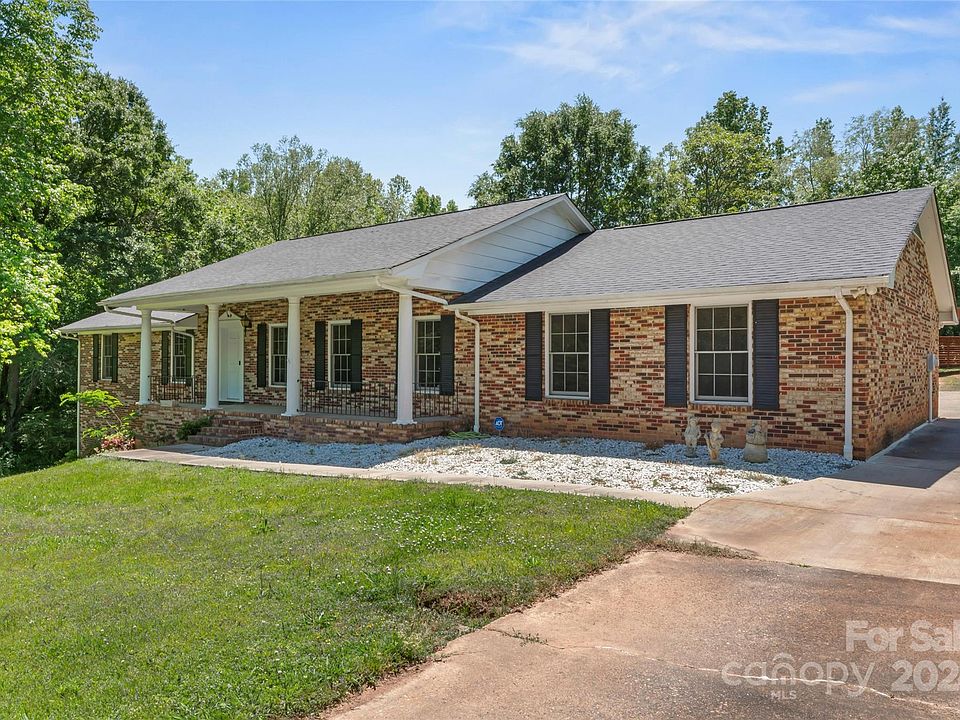 1st image of 133 Windsong Ct