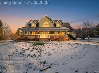 5163 Country Squire Rd, Dryden, MI 48428